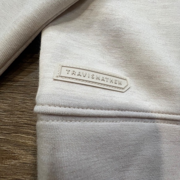 Travis Mathew Women's Skyloft Soft Half-Zip Sweatshirt, Sz Large, Cream, Golf - Picture 12 of 14